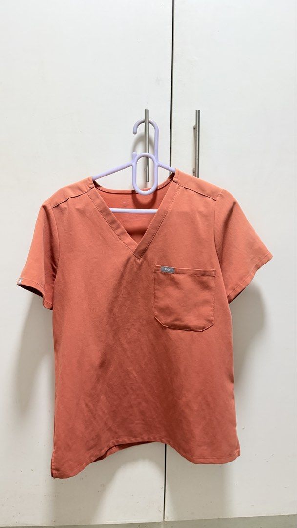 FIGS Scrub Sets in Small — Terracotta & Royal Blue (Category: Sets or Coordinates) located in Binan City. Submitted by jocelrizal (Listing ID 1470097024, Image 2). Description: ⚠️ PLEASE READ DETAILS CAREFULLY ‼️ FINAL PRICE POSTED LOWBALLERS WILL BE IGNORED. selling pre-loved FIGS SCRUBS SETS — get BOTH for ₱2,500 FREE SHIPPING via J&T RFS: gained weight / decluttering 1️⃣ Terracotta (Limited Edition) SET ₱1,500 + Shipping via J&T Catarina top: 