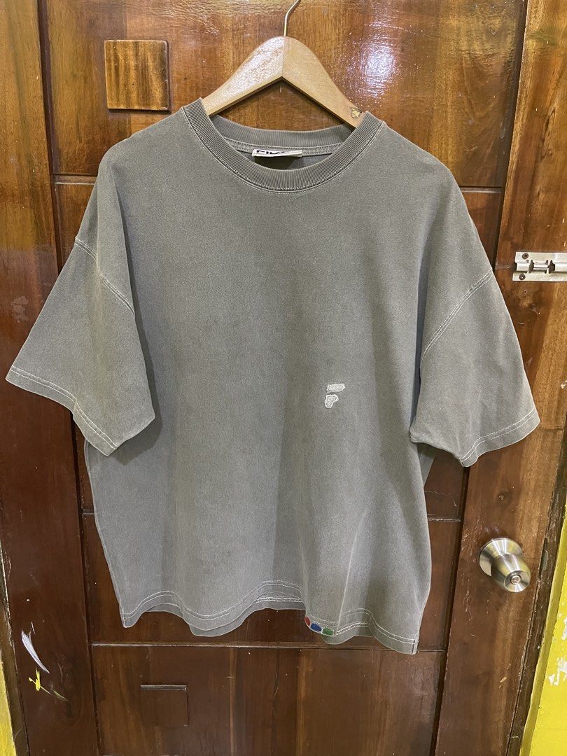 Fila Acid Washed Shirt (Category: Tshirts & Polo Shirts ) located in Marikina City. Submitted by greatfindsmnlph (Listing ID 1470135848, Image 1). Description: Fi la Acid Washed Shirt Price: 250 Size: XL Width: 25 Length: 29 Color: Dark Gray Color Rate: 10/10 Condition: 10/10 almost new Very nice in actual.