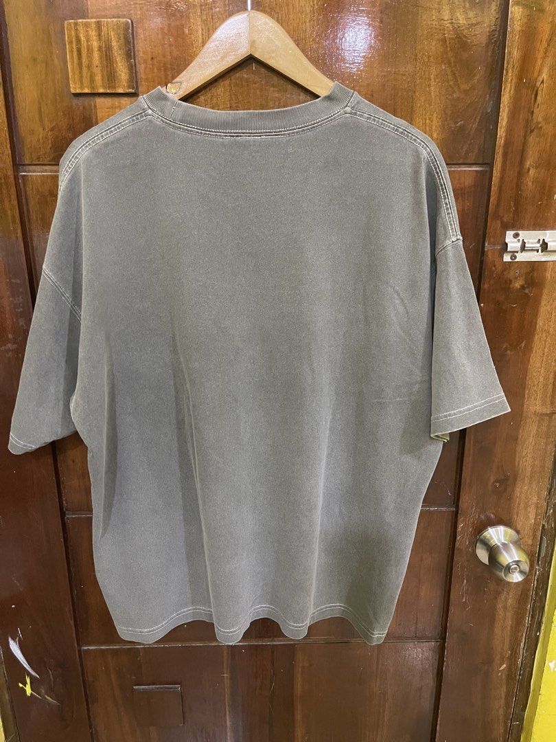 Fila Acid Washed Shirt (Category: Tshirts & Polo Shirts ) located in Marikina City. Submitted by greatfindsmnlph (Listing ID 1470135848, Image 3). Description: Fi la Acid Washed Shirt Price: 250 Size: XL Width: 25 Length: 29 Color: Dark Gray Color Rate: 10/10 Condition: 10/10 almost new Very nice in actual.