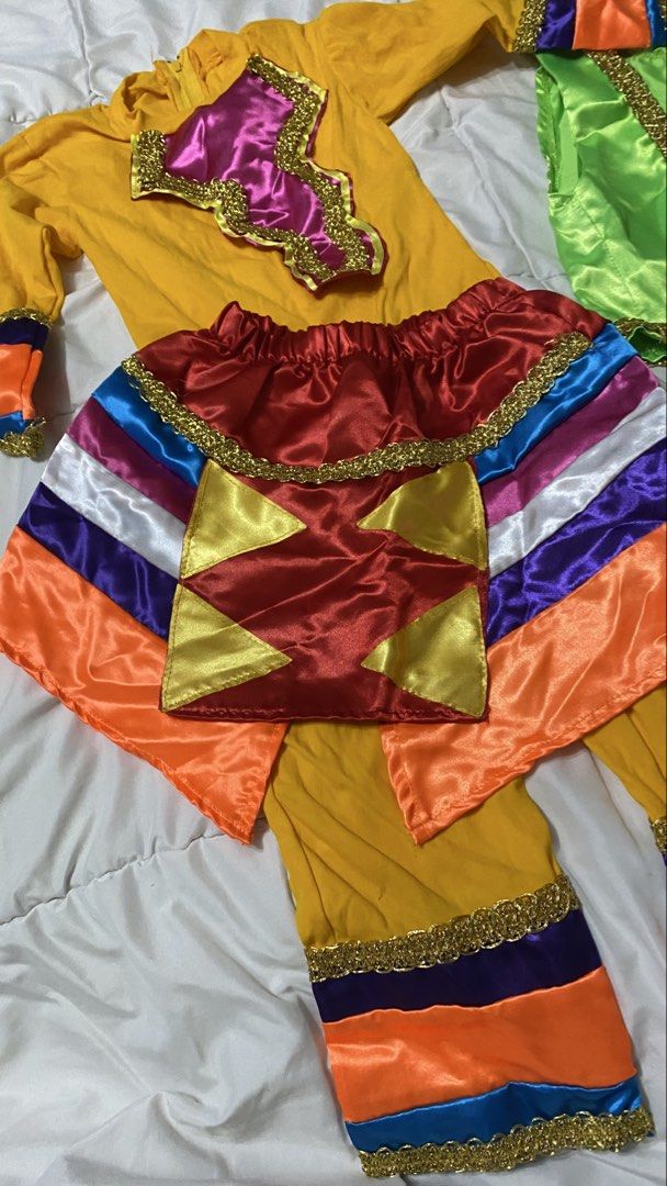 Filipino Folk Costume (Category: Babies & Kids Fashion) located in Paranaque City. Submitted by closetclub308 (Listing ID 1470093814, Image 2). Description: Filipino Costume Mixed of vest/ onesie/ skirt Take all Age 4-5yo.
