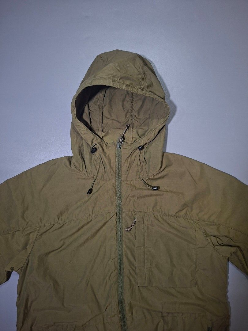 Fjällräven High Coast Wind Jacket (Category: Coats, Jackets and Outerwear) located in Dipolog. Submitted by elcatips420 (Listing ID 1470010005, Image 2). Description: Fjällräven High Coast Wind Jacket AUTHENTIC SMALL ON TAG 19 WIDTH 25 LENGTH AS NEW CONDITION NO ISSUE DM LANG PO IF INTERESTED LOCATION MINDANAO DIPOLOG CITY.