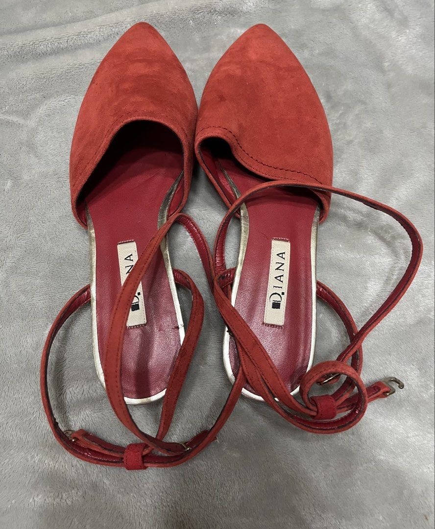 Flat sandals red (Category: Flats & Sandals) located in Bacoor. Submitted by ayit. (Listing ID 1470044496, Image 3). Description: Orig diana sandals personal japan 10 inches /27cm - Brand: Diana - Color: Red - Style: Pointed-toe flat sandals with ankle strap - Size: EU 38 (Size 25) - Origin: Made in Japan - Condition: 7/10.