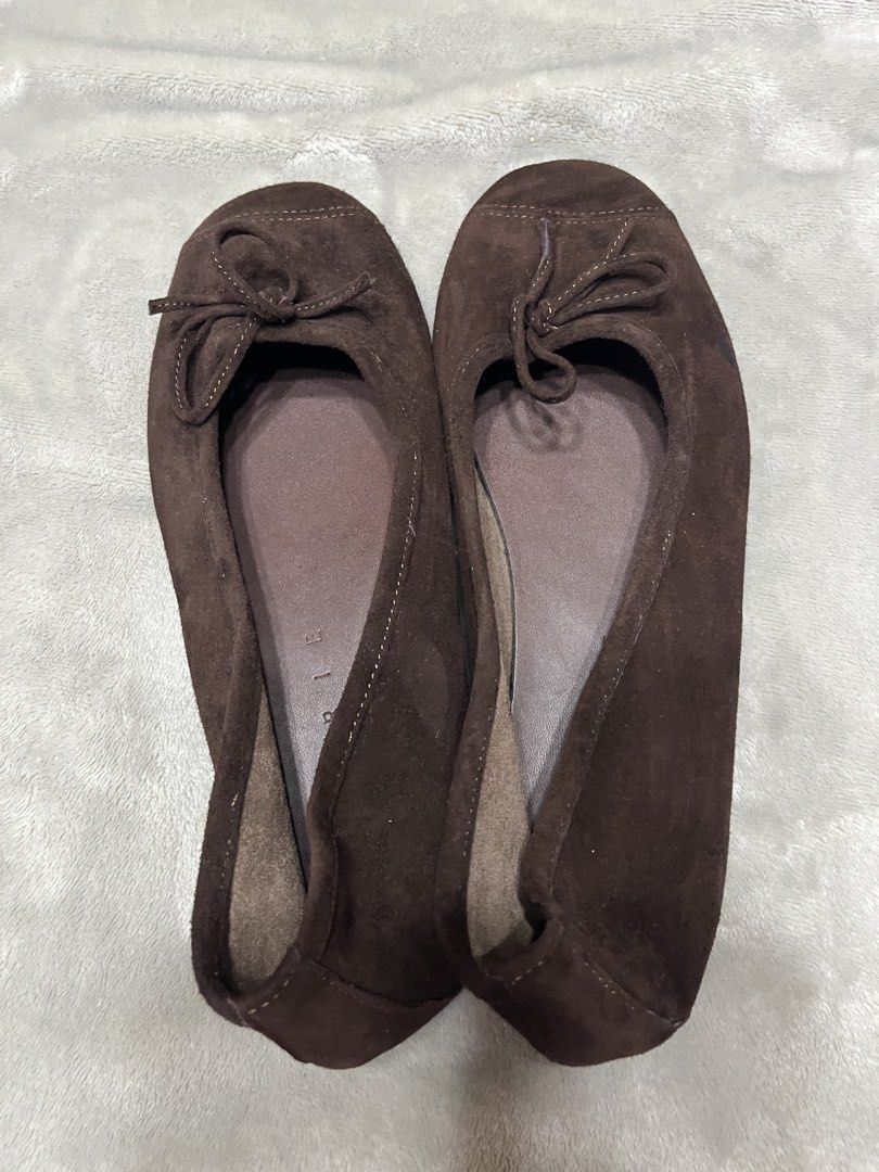 Flat shoes (Category: Flats & Sandals) located in Bacoor. Submitted by ayit. (Listing ID 1470043695, Image 2). Description: Sf inc orig personal japan - Brand: Marie - Style: Dark brown suede ballerina flat shoes with front bow detail - Size: 250 (approx. EU 38 / US 7) - Material: Soft suede upper with comfortable inner lining and textured rubber outsole - Condition: Pre-loved, well-maintained and ready to wear - Perfect for daily use, office, or