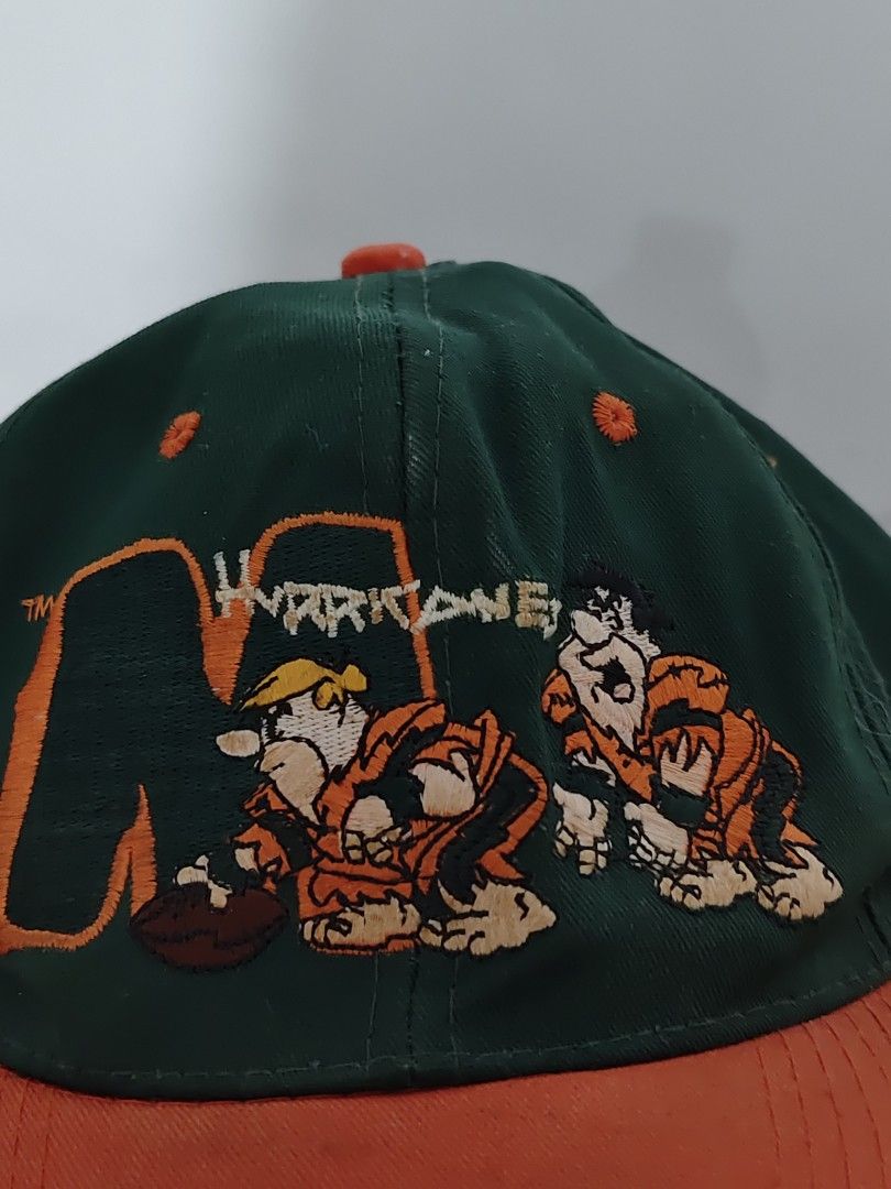 Flinstones 1990 Miami Hurricanes snapback (Category: Caps & Hats) located in Baguio. Submitted by taishuiha2026 (Listing ID 1470102322, Image 3). Description: .