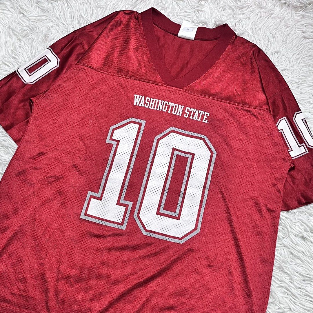 Football jersey (Category: Activewear) located in Baguio. Submitted by sellingtonshop (Listing ID 1469976988, Image 2). Description: u24. Washington State Cougars Football Jersey #10 Size: L Dimes: 30*26 Condition: excellent Issue: none Mine: 780 Steal: 880 Grab: 980.