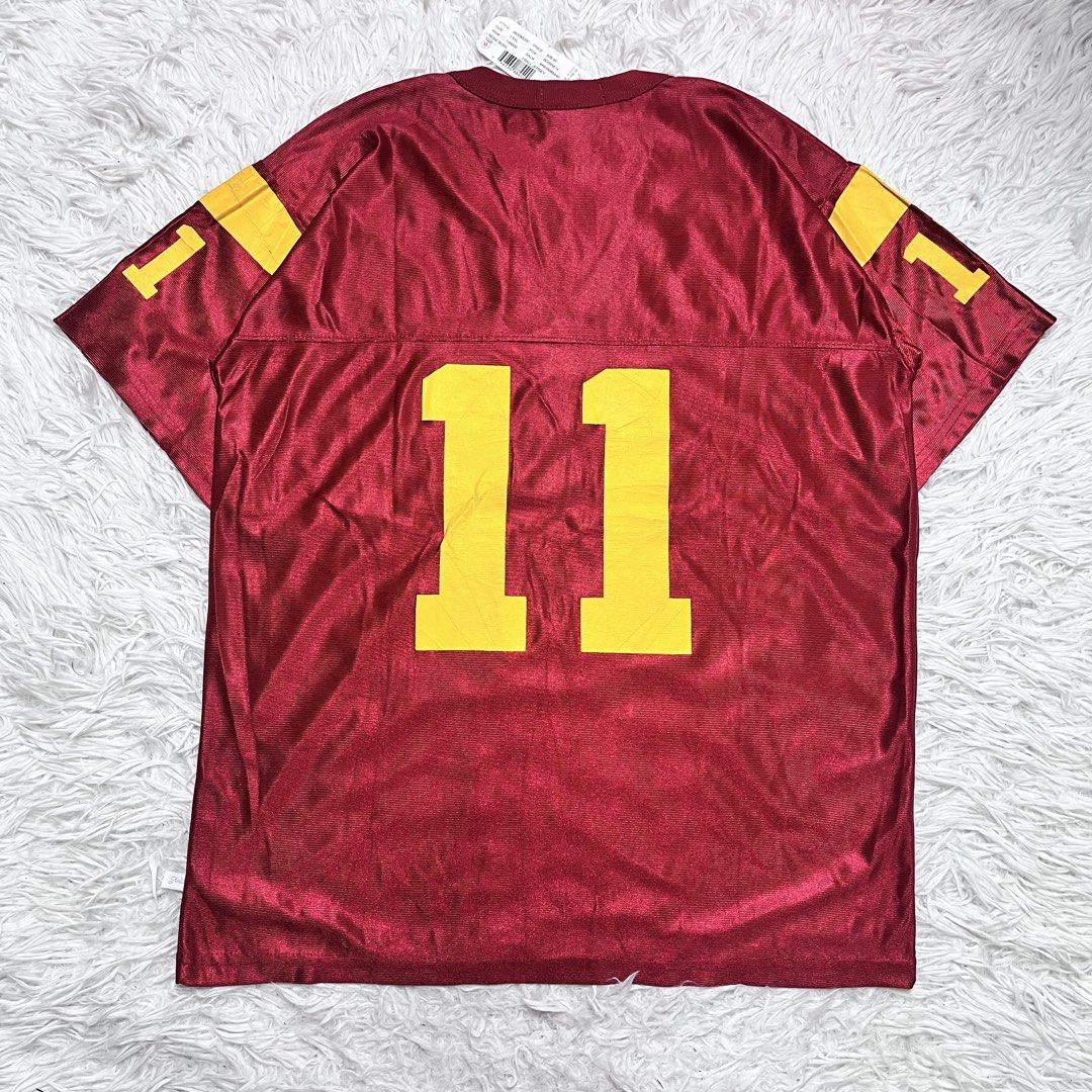 Football jersey (Category: Activewear) located in Baguio. Submitted by sellingtonshop (Listing ID 1469977904, Image 2). Description: u25. USC Trojans Football Jersey #11 by Third Street Sportswear Size: Youth XXL fits L mens Dimes: 29*24 Condition: Very Good with hang tag Issue: cracked prints and small hole on left Shoulder Mine: 580 Steal: 680 Grab: 780.