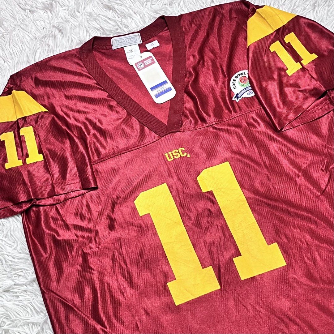 Football jersey (Category: Activewear) located in Baguio. Submitted by sellingtonshop (Listing ID 1469977904, Image 3). Description: u25. USC Trojans Football Jersey #11 by Third Street Sportswear Size: Youth XXL fits L mens Dimes: 29*24 Condition: Very Good with hang tag Issue: cracked prints and small hole on left Shoulder Mine: 580 Steal: 680 Grab: 780.