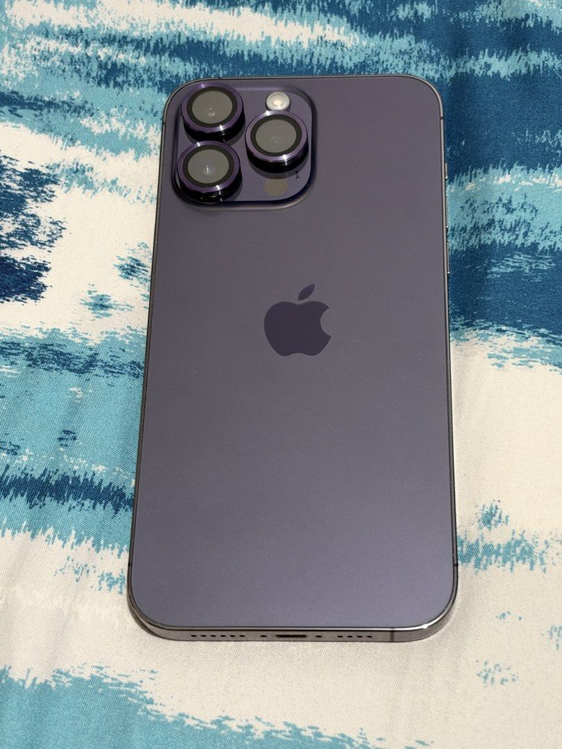 For Sale: iPhone 14 Pro Max 1TB (Category: iPhone 14 Series) located in Quezon City. Submitted by jkristelyap (Listing ID 1469998525, Image 3). Description: For Sale Comes with box only Locally purchased at Power Mac SM North Battery already replaced last year Battery Health : 100% Very minimal scratches near the charging port but the other sides are really smooth.