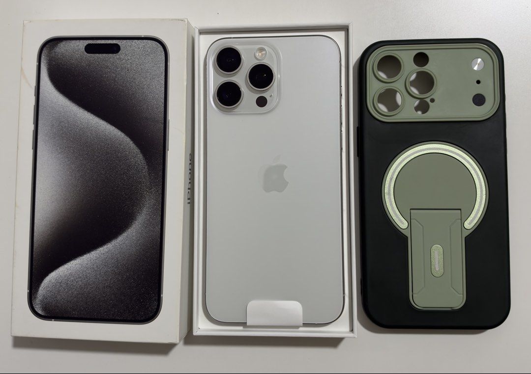 For Sale: Iphone 15 Promax (Category: iPhone 15 Series) located in Mandaluyong City. Submitted by christel115945 (Listing ID 1470077202, Image 3). Description: FOR SALE 📱 Decluttering my Iphone 15 Promax Details: Color: White Titanium Storage/Capacity: 256GB Battery Health: 84% Inclusion: Unit Original USB-C charging cable Original Box Casing No dents or scratches ☺️ Kakapalit lang din ng tempered glass. Price: ₱42,000 RFS: Upgrade Message me if