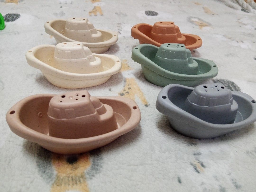 FOR TAKE ALL! Baby toys bundle (sensory & motor skill development) (Category: Educational & Learning Toys) located in Taguig. Submitted by blessed.momof3 (Listing ID 1470056671, Image 3). Description: RFS: Decluttering Location: South Signal, Taguig Selling my little one's outgrown toys and rattles. 📌 For take all toddler toy bundle for early learning and play 📌 Ideal for sensory play and developing motor skills ✅ Assorted plush/rattle animals 