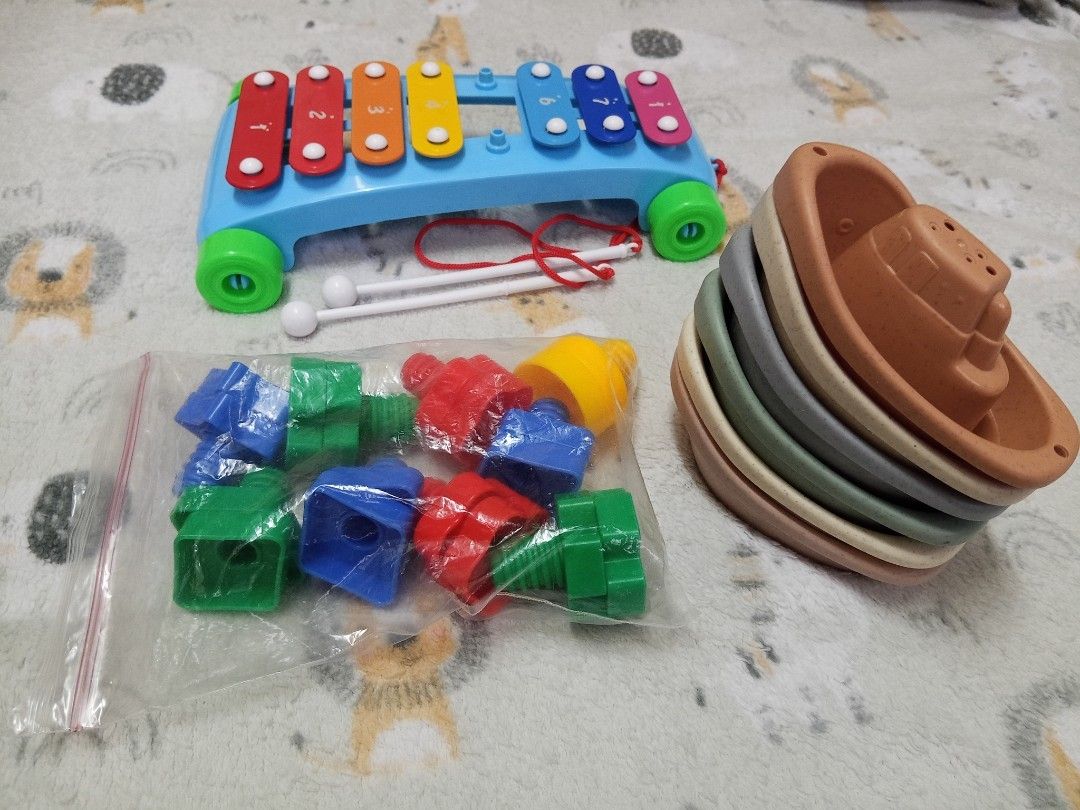 FOR TAKE ALL! Baby toys bundle (sensory & motor skill development) (Category: Educational & Learning Toys) located in Taguig. Submitted by blessed.momof3 (Listing ID 1470056671, Image 2). Description: RFS: Decluttering Location: South Signal, Taguig Selling my little one's outgrown toys and rattles. 📌 For take all toddler toy bundle for early learning and play 📌 Ideal for sensory play and developing motor skills ✅ Assorted plush/rattle animals 