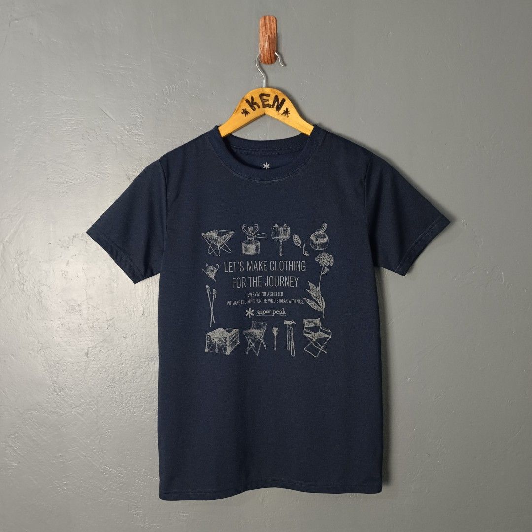 For Women - Snowpeak (Category: Shirts) located in Bacolod City. Submitted by drop.ph (Listing ID 1469953147, Image 1). Description: Snowpeak Authentic *Size M - 17x24.5 *Good as New *No Flaws *Price: 680php *Add SF if outside Bacolod City .