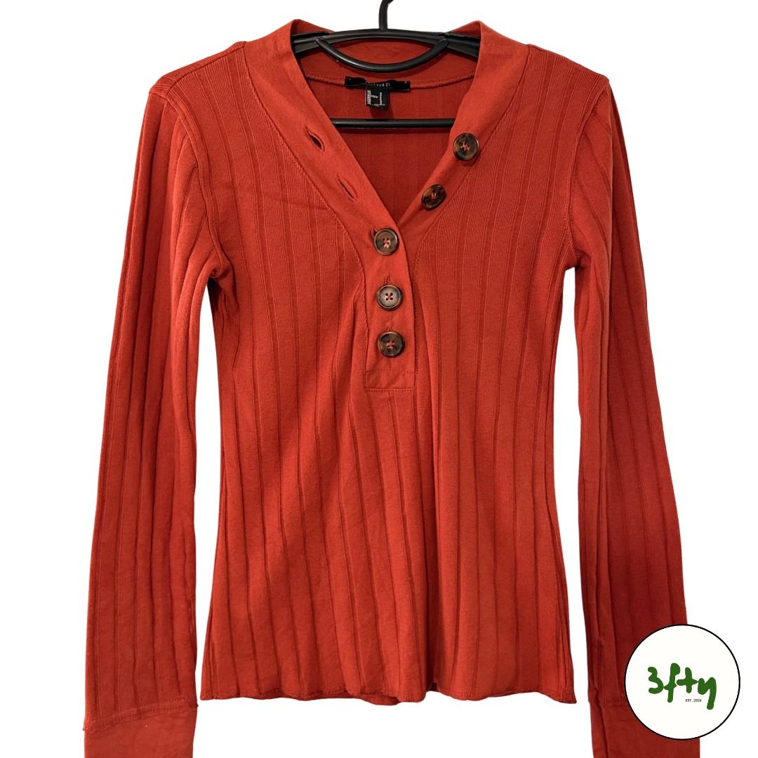 Forever 21 Ribbed Long Sleeve Button Up Top (Category: Longsleeves) located in Baguio. Submitted by 3ftyfinds (Listing ID 1470011778, Image 1). Description: Mode of payment: GCash/Bank Transfer Mode of delivery: J&T Express (shouldered by buyer) Meet ups/drop off within Baguio City proper only. Feel free to dm for inquiries, thank you!!.