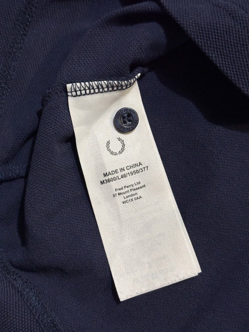 Fred Perry Twin tipped (Category: Tshirts & Polo Shirts ) located in Caloocan City. Submitted by thlyn (Listing ID 1470105027, Image 2). Description: Excellent condition Size large on tag .