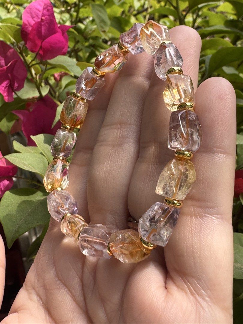 FREEFORM AMETHYST BRACELET 🍇M7_AME001 (Category: Bracelets) located in Bulacan. Submitted by selling_low_by_bella_ben (Listing ID 1469995865, Image 3). Description: FREEFORM AMETHYST 🍇M7_AME001 🏷️ 310 8+ mm beads 16 cm wrisrts.