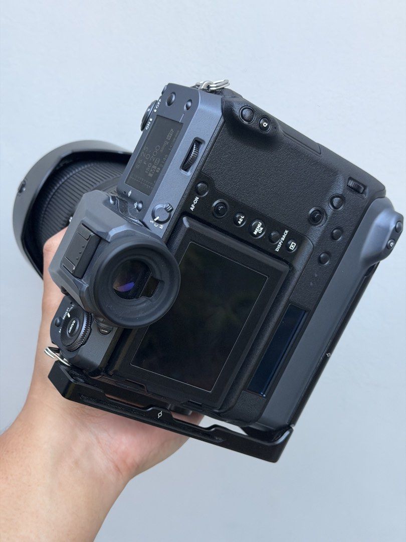 Fujifilm GFX 100 with GF 45-100 (Category: Cameras) located in Manila. Submitted by anikendela77400 (Listing ID 1470044074, Image 2). Description: Selling GFX100 Body 4 Batteries Included No fungus clean sensor Complete with box Body price: 140,000php GF45-100 F4 Lens Clean Glass No fungus No glass scratches Complete with box Lens price: 70,000php Meet ups within Makati or Taguig Area.