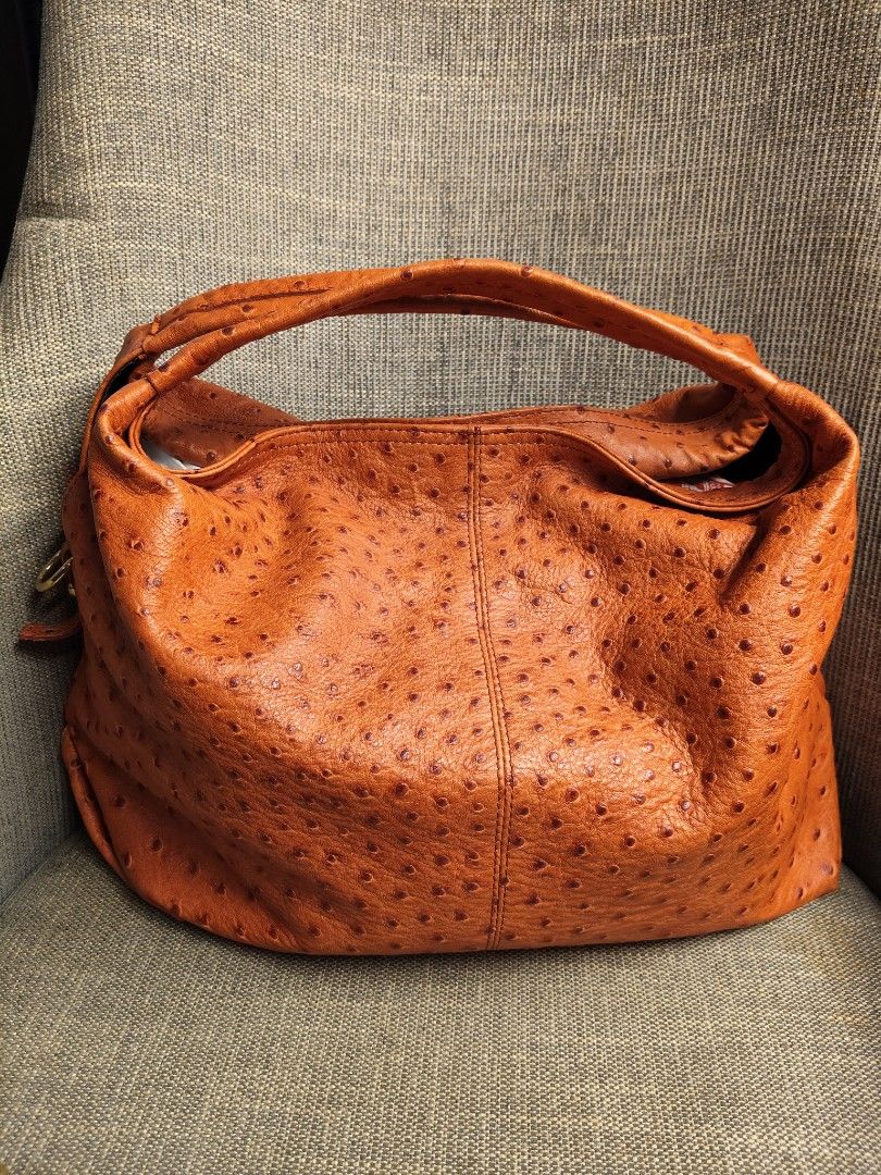 Furla Ostrich 2way Bag (Category: Luxury Bags & Wallets) located in Mabalacat. Submitted by chiccharmbymitch (Listing ID 1470075397, Image 3). Description: .