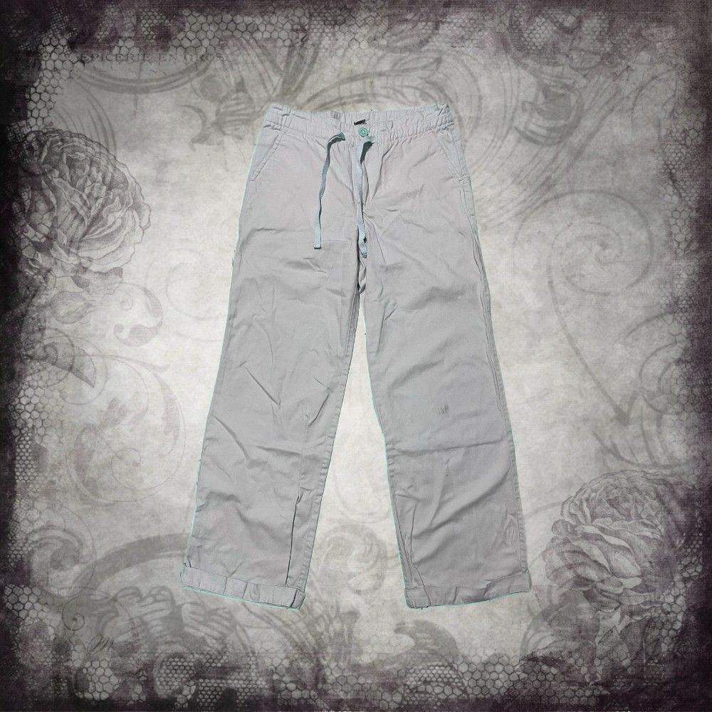 gap 2000s wide-legged cotton denim pants (Category: Jeans) located in Marikina City. Submitted by swouju (Listing ID 1469962371, Image 1). Description: item details (・ω・)ノ dimes [ laid flat ] w: 14" — l: 38" — r: 9" — h: 10" 09/10 condition ,, !!—issues: small stain, minimally frayed drawstring dm for inquiries , close ups, etc!.