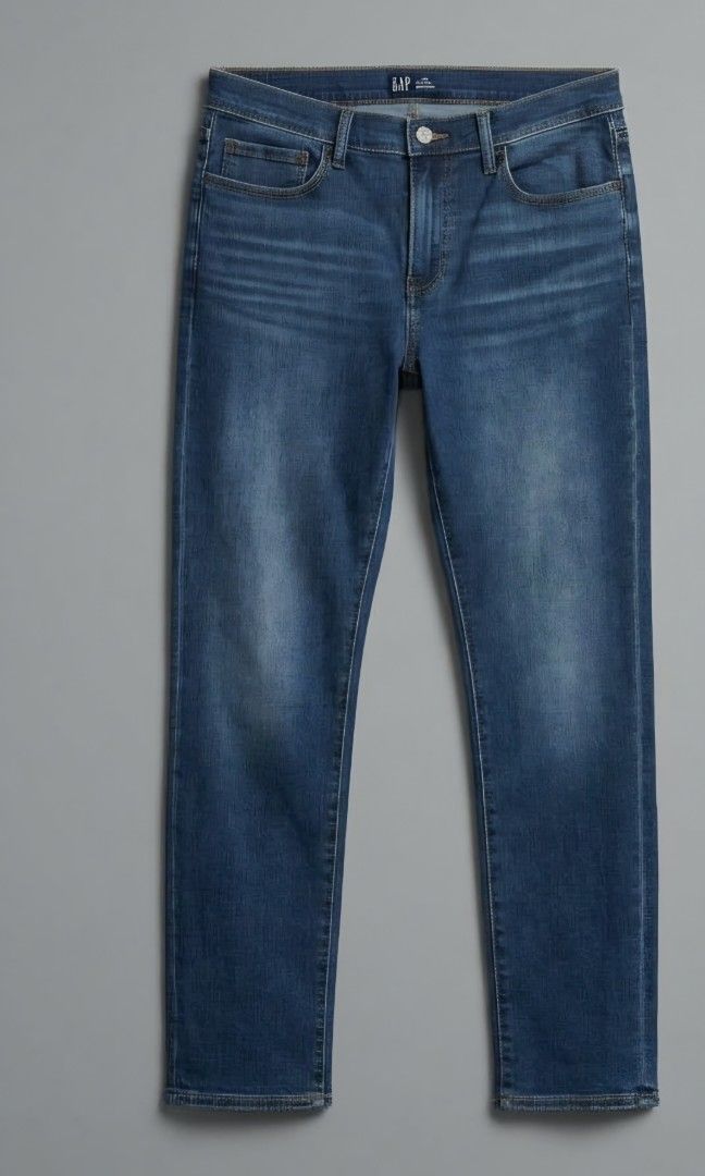 Gap Denim Slim Jeans 32x30 - Medium Wash Blue - Authentic (Category: Jeans) located in Cainta. Submitted by yugenken (Listing ID 1470126074, Image 1). Description: For Sale: GAP Slim Jeans - Men's ✅ Brand: Gap Denim Slim - Est. 1969 ✅ Size: 32x30 (W32 L30) - True to size ✅ Wash: Medium Blue / Light Vintage Fade ✅ Cut: Slim Fit, Straight Leg, 5-pocket Tape Measured: Size: 32in waist Inseam: 29in Outseam: 39in Thigh: 10in Leg Opening: 6in Condition