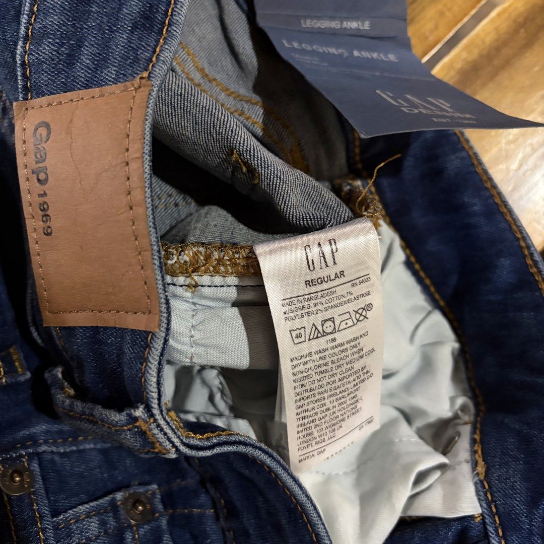 GAP Legging Ankle Denim Jeans Stretch (Category: Jeans) located in Bulacan. Submitted by raeganrileyx (Listing ID 1469953967, Image 3). Description: - Brand: GAP - Wash: Dark denim - Size: 24 - Condition: Brand new with original tags - Price still negotiable Payment first Shipping fee shouldered by buyer DM for questions.