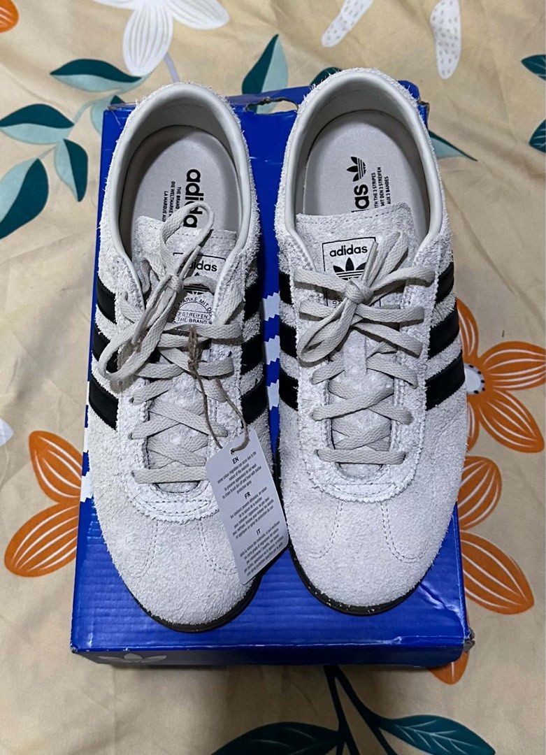 GAZELLE SHOES (Category: Casual Shoes) located in Manila. Submitted by urban.vintage (Listing ID 1470065932, Image 1). Description: ISSUE: NONE (BRAND NEW) MOP :GCASH (NO COD) SHIP VIA: LALAMOVE & J&T LOCATION: PASIG CITY SIZE : 10 US.