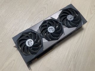 （分類：）位於 。 由 kings_motor 提交（商品編號 1469985048，圖片 1）。簡介： 。