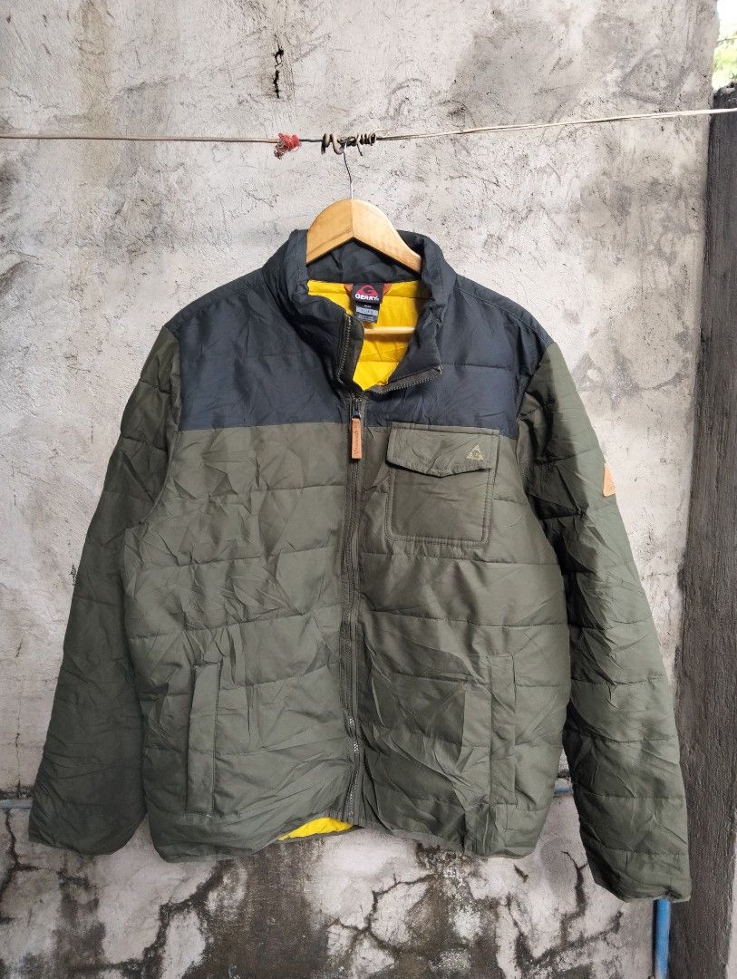 Gerry Men's Two-Tone Quilted Puffer Jacket (Category: Coats, Jackets and Outerwear) located in Malolos. Submitted by rthrift2026 (Listing ID 1470039122, Image 1). Description: No issue.
