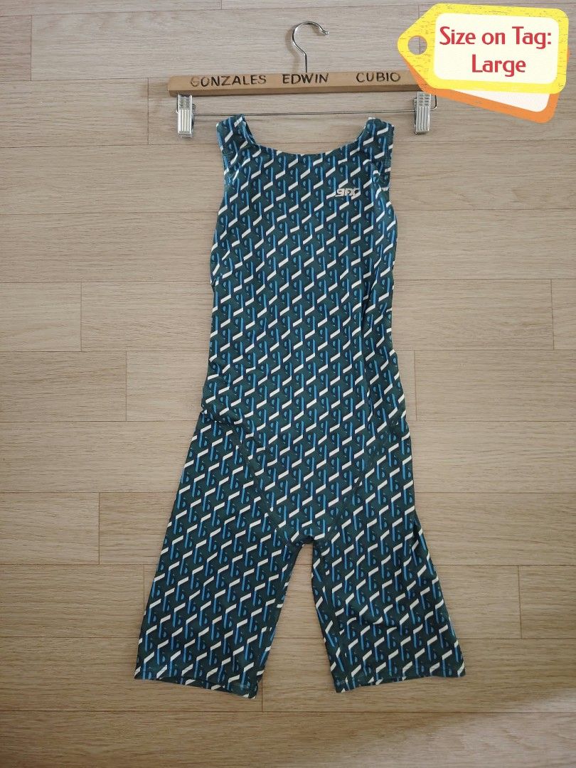 GFX Women Swimsuit Size Large (Category: Bikinis & Swimsuits) located in Nasipit. Submitted by edwingonzales498-69377 (Listing ID 1469957780, Image 2). Description: - Brand/Model: SFX Women's Kneeskin Swimsuit - Design: Dark blue with a white geometric pattern, one-piece with shorts and cross-back straps - Size: 90-95 (Fits like Large, Chest: 90cm, Hips: 95cm) - Material: 80% polyester, 20% polyurethane - Ideal for: Lap swimming and training sess