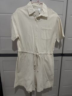 (Category: ) located in . Submitted by zntinycloset (Listing ID 1469974160, Image 1). Description: .