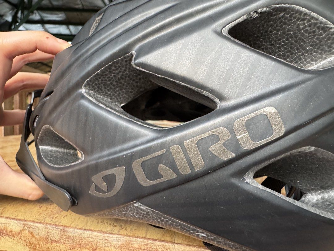Giro Hex Bike Helmet Matte Black Small (Category: Bicycles) located in Manila. Submitted by micbri (Listing ID 1470040130, Image 3). Description: - Brand: Giro Hex - Color: Matte Black - Size Small 51-55cm. Pwede sa Womens - Used twice only. Tamad magbike - Fit System: Roc Loc adjustable system at the back - Features: Front visor and multiple vent holes for airflow - Includes: Straps and secure buckle - Condition: slightly used with minor scuffs 