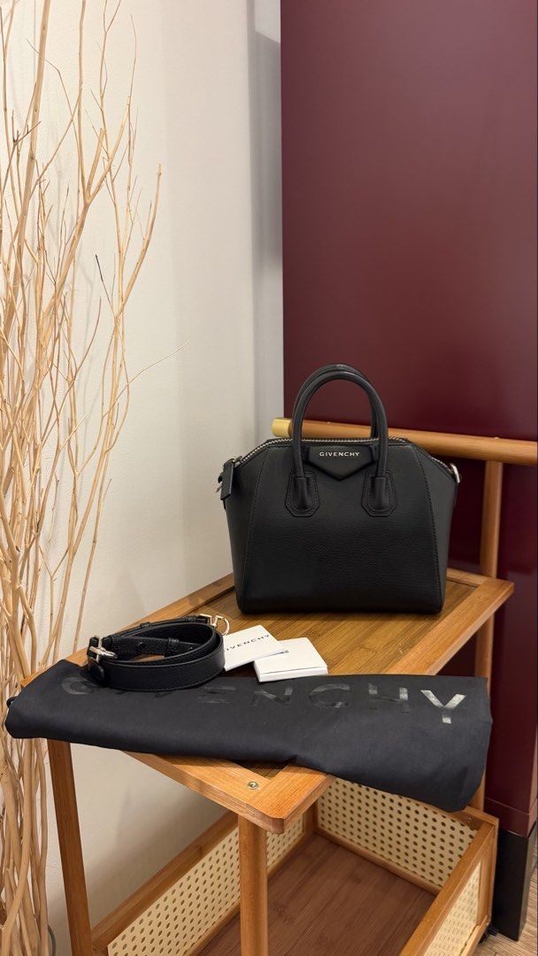 Givenchy Small Antigona Shw (Category: Luxury Bags & Wallets) located in Manila. Submitted by rangel2017 (Listing ID 1470053211, Image 1). Description: Authentic Givenchy Small Antigona Shw Excellent Condition 9.7/10 No rubs Complete Set with Auth Cert 38,000 Nuvali Sta Rosa Laguna.