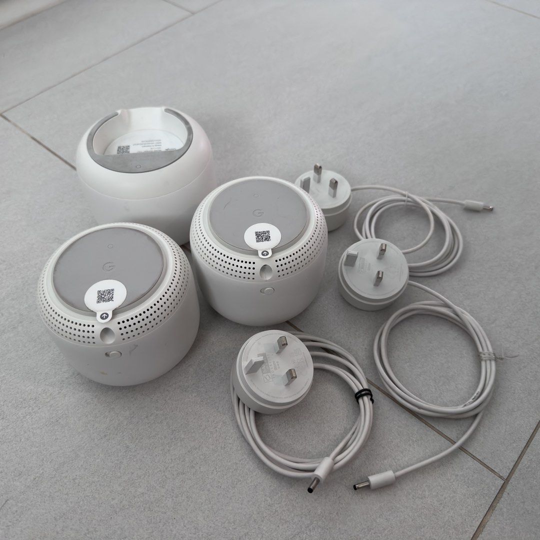 Google Nest Wifi Router and 2 Add-on Points, Computers & Tech, Parts ...