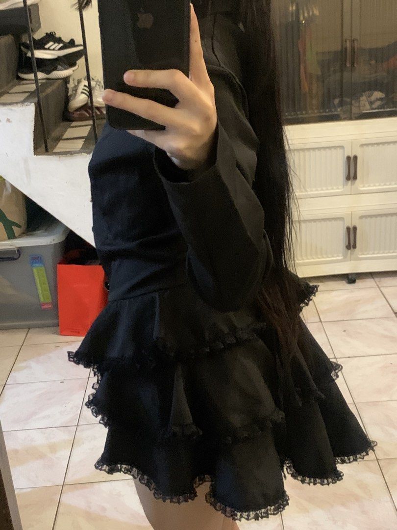 Gothic Medieval Tailcoat (Category: Coats, Jackets and Outerwear) located in Caloocan City. Submitted by thriftz2.spaze (Listing ID 1469999109, Image 2). Description: 34x32 (Width, Length) Sleeves — 27 in 🌀 Structured blazer top with tailored notched lapels, a double-breasted button configuration, and a high-low asymmetrical peplum hemline. 🌀 Usually cut from mid-stretch, lightweight synthetic blends like 85% polyester. perfect for your cosplay