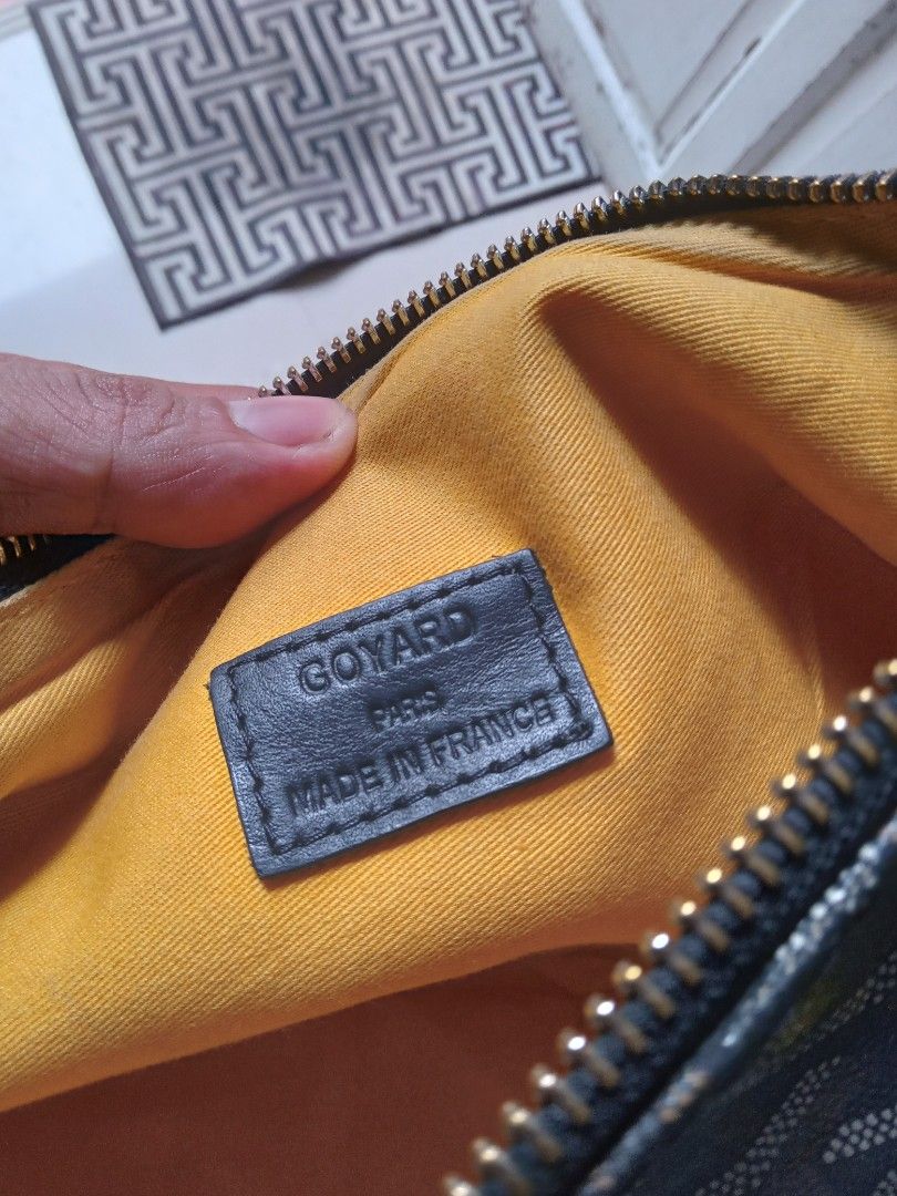 Goyard senat clutch (Category: Clutches) located in Akbar. Submitted by bethlehema07352 (Listing ID 1470037630, Image 3). Description: .