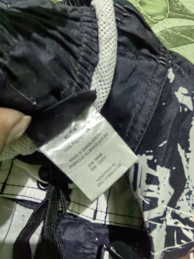 Graphic Skull Print Board Shorts XL (Category: Swim Trunks & Board Shorts) located in Manila. Submitted by adrianaban04817 (Listing ID 1470062914, Image 3). Description: Y2K Board Short MMA ELITE SIZ XL size 40-22.2 Leg 14 no issue wash only.