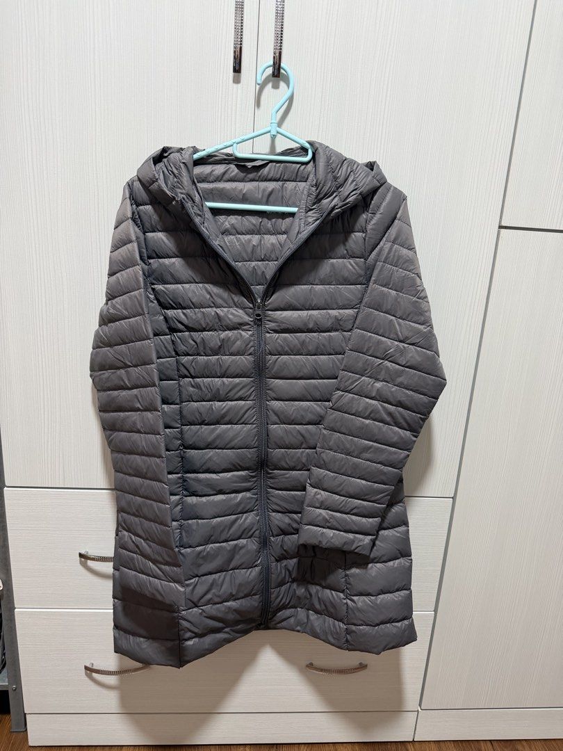 Gray Winter Down Jacket (Category: Coats, Jackets and Outerwear) located in Singapore. Submitted by snown000 (Listing ID 1470028898, Image 1). Description: -Gray colour down winter jacket -chest 45cm shoulder 34cm length 76cm -free Zara sweater size s -collect at woodland Dr 70 s732717.