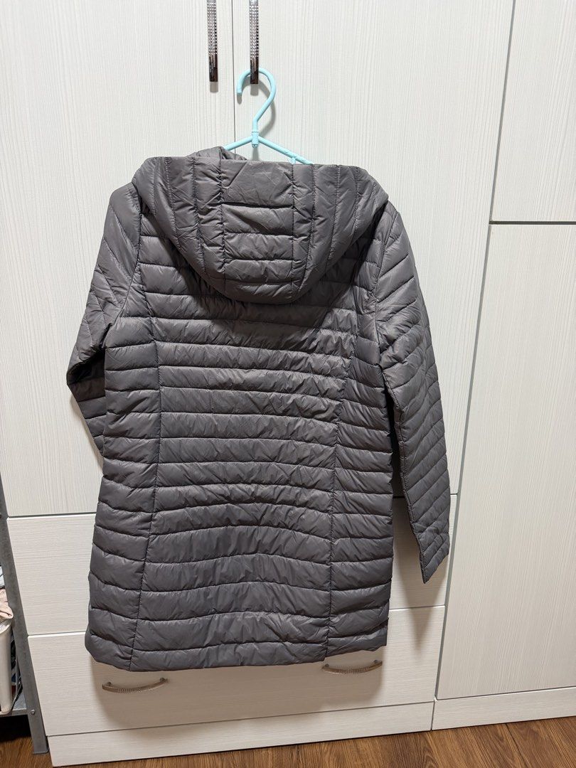 Gray Winter Down Jacket (Category: Coats, Jackets and Outerwear) located in Singapore. Submitted by snown000 (Listing ID 1470028898, Image 4). Description: -Gray colour down winter jacket -chest 45cm shoulder 34cm length 76cm -free Zara sweater size s -collect at woodland Dr 70 s732717.
