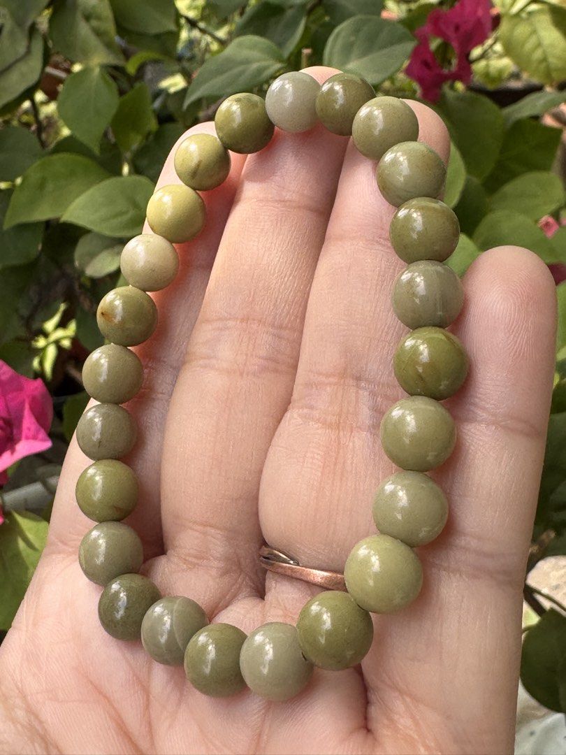 GREEN ALASHAN BRACELET 🍊M7_ALS001 (Category: Bracelets) located in Bulacan. Submitted by selling_low_by_bella_ben (Listing ID 1469990289, Image 3). Description: GREEN ALASHAN 🍊M7_ALS001 🏷️ 160 8+ mm beads 17 cm wrisrts .