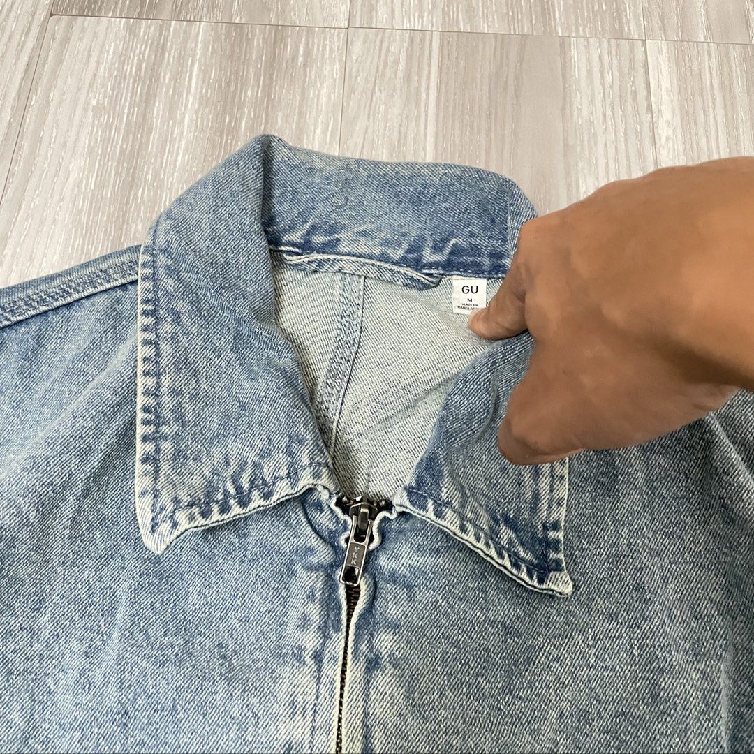 GU Blouson Zip Up Jacket (Category: Activewear) located in Cebu City. Submitted by looted.goods (Listing ID 1470103722, Image 2). Description: 22x25 No issue.