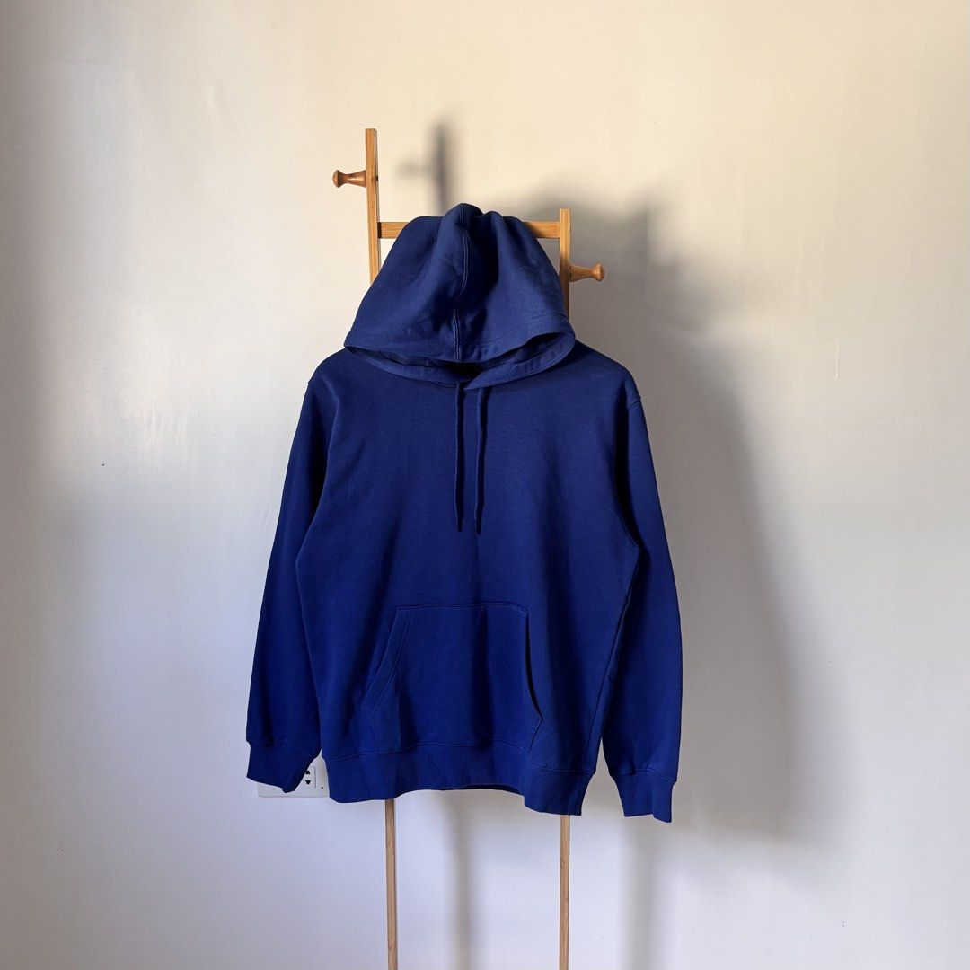 GU by UNIQL0 hoodie (Category: Hoodies) located in Guiguinto. Submitted by candlonlineshop (Listing ID 1470115330, Image 2). Description: ✨FIRST TO PAY BASIS✨ GU by UNIQL0 casual hooded top Size: medium Condition: 9.5/10 Width: 21” Length: 26” Flaw/s: none ₱350 + sf 📍Bulacan 🚚Sh0pee check out (SPX) | J&T express •Items may have minor unnoticed flaws — please manage your expectations as you are dealing with thrifted items. •Color may vary due to