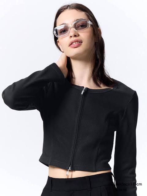 GU by UNIQL0 ribbed double zip cardigan (Category: Longsleeves) located in Guiguinto. Submitted by candlonlineshop (Listing ID 1470116231, Image 1). Description: ✨FIRST TO PAY BASIS✨ GU by UNIQL0 ribbed double zip cardigan Size on tag: small Condition: 9.5/10 Width: 15” Length: 16” Flaw/s: none ₱350 + sf 📍Bulacan 🚚Sh0pee check out (SPX) | J&T express •Items may have minor unnoticed flaws — please manage your expectations as you are dealing with