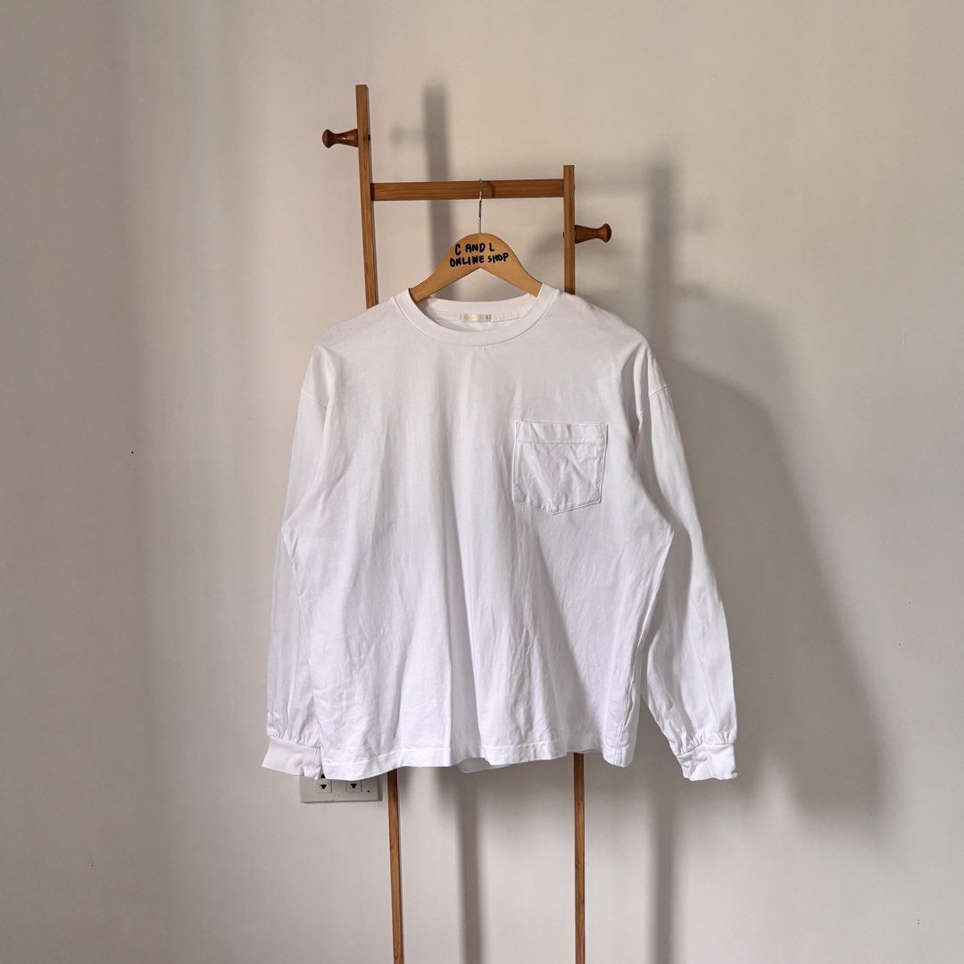 GU by UNIQL0 round neck t-shirt (Category: Formal Shirts) located in Guiguinto. Submitted by candlonlineshop (Listing ID 1470113094, Image 2). Description: ✨FIRST TO PAY BASIS✨ GU by UNIQL0 roun neck t-shirt Size: small Condition: 9.5/10 Width: 22” Length: 24.5” Flaw/s: none ₱250 + sf 📍Bulacan 🚚Sh0pee check out (SPX) | J&T express •Items may have minor unnoticed flaws — please manage your expectations as you are dealing with thrifted items. •Co
