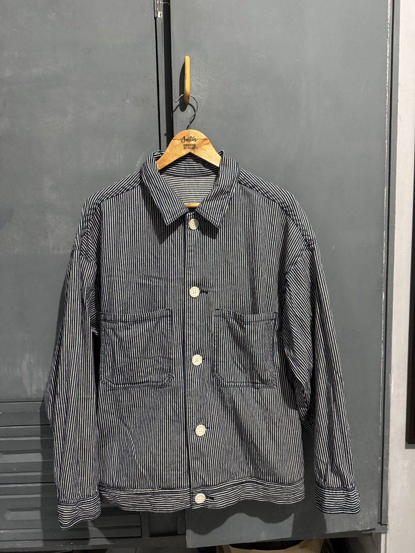 GU Chef Hickory Jacket (Category: Coats, Jackets and Outerwear) located in Manila. Submitted by JustinsCloset (Listing ID 1470051159, Image 1). Description: - Brand: GU - Style: Chef Hickory Jacket - Color: Navy blue - Size: L - Material: 100% cotton - Features: Pointed collar, button-up closure, two front chest pockets, and buttoned cuffs - Inclusion: Comes with an extra replacement button - Condition: Excellent / Like new 22x28 Nego for sure bu