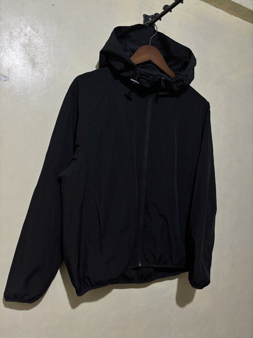 GU windproof jacket (Category: Coats, Jackets and Outerwear) located in Taguig. Submitted by dcltrng. (Listing ID 1470086237, Image 2). Description: GU windproof parka Size XL Length 24 Width 23 Can pass as brand new No issue Black color.