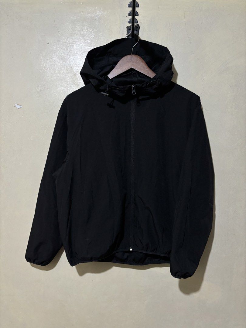 GU windproof jacket (Category: Coats, Jackets and Outerwear) located in Taguig. Submitted by dcltrng. (Listing ID 1470086237, Image 1). Description: GU windproof parka Size XL Length 24 Width 23 Can pass as brand new No issue Black color.