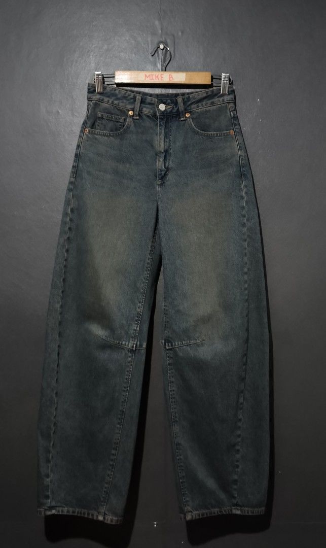 📍GU Women's Barrel Jeans (Category: Jeans) located in Antipolo. Submitted by simplehans (Listing ID 1470028663, Image 2). Description: ‎📍GU Women's Barrel Jeans ‎Size Small ‎Waist- 27 ‎Length- 39 ‎Leg Open- 8 ‎Excellent Condition ‎DIRECT MESSAGE IF INTERESTED.