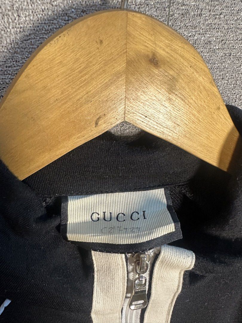 GUCC! GG SIDE LOGO TRACK JACKET (Category: Luxury Apparel) located in Rizal. Submitted by jamesthrift (Listing ID 1470113139, Image 2). Description: GUCC! GG SIDE LOGO TRACK JACKET Size : Large Dimes: -width 20 -length 26 Condition: Excellent condition Color Rate: 9.5 Issue:none 🏷️799+sf.