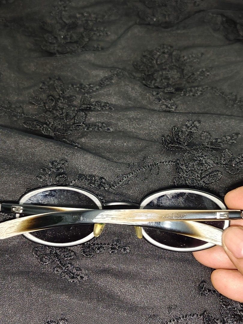 Gucci 1614 1990 tomford oval sunglasses (Category: Sunglasses & Eyewear) located in Baguio. Submitted by taishuiha2026 (Listing ID 1470100820, Image 3). Description: .