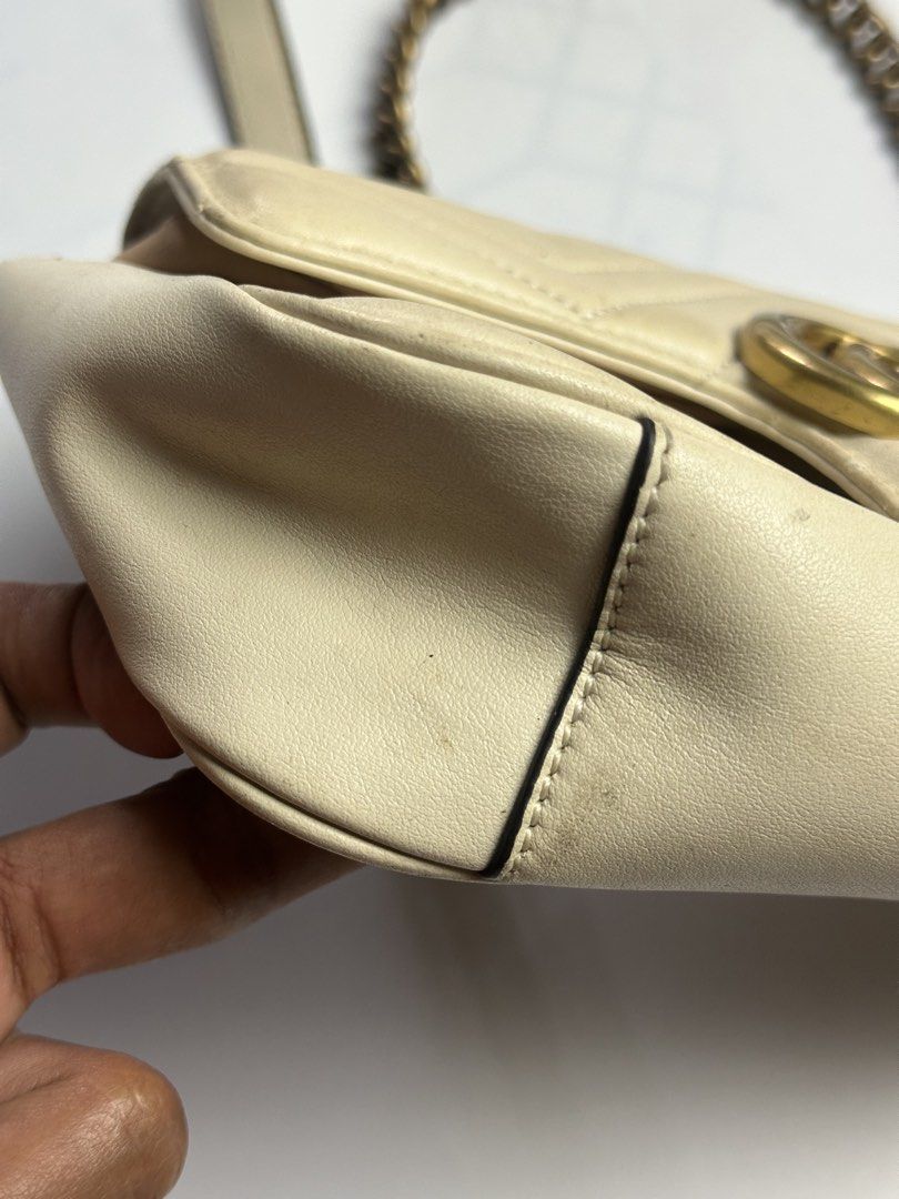 Gucci (Category: Luxury Bags & Wallets) located in Orani. Submitted by ajgav69 (Listing ID 1469949795, Image 3). Description: Gucci GG MARMONT SHOULDER BAG DIRT only No rubs Coded .