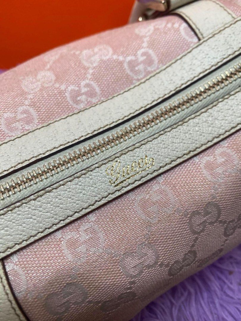 Gucci Abbey D-Ring Monogram Boston Bag (Category: Luxury Bags & Wallets) located in Davao. Submitted by boodle4lyf (Listing ID 1470075219, Image 2). Description: G.A. In very good condition with minimal signs of use, pinaka main issue lang yung sa ilalim. Other than that, item is still good. .